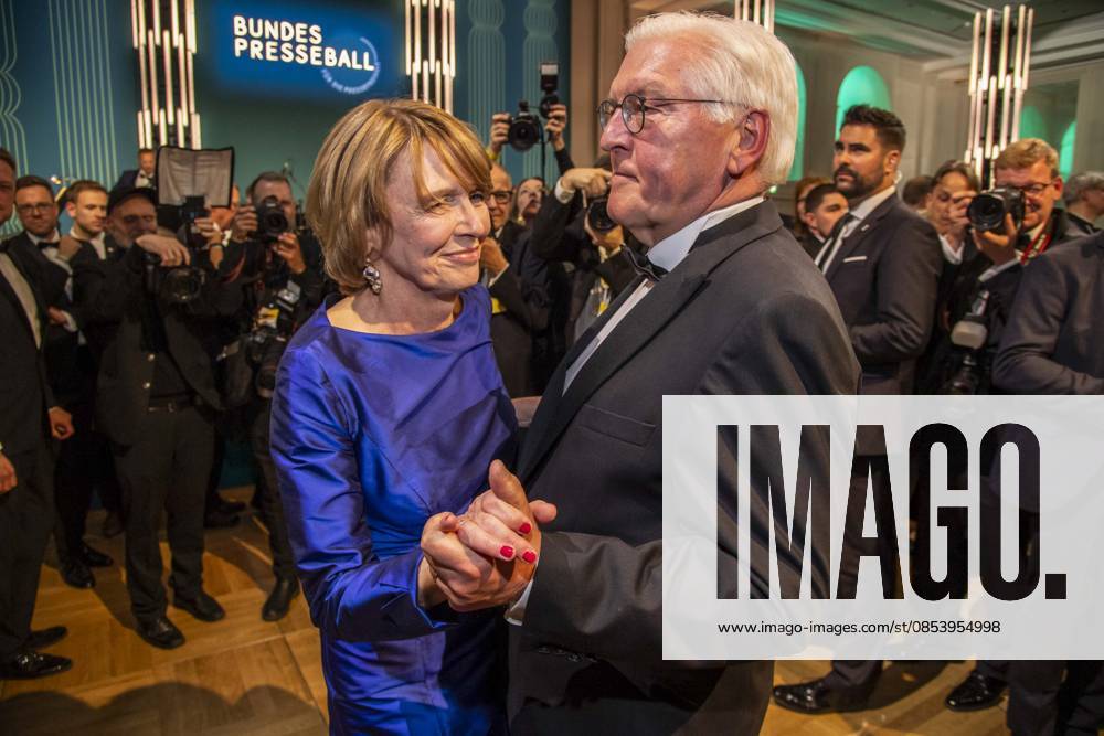 ABB PRESS BALL German President Frank Walter Steinmeier dancing with his wife Elke Buedenbender blue evening dress at the 73rd Federal Press Ball at the Hotel Adlon Kempinski on April 17, 2026 in Berlin