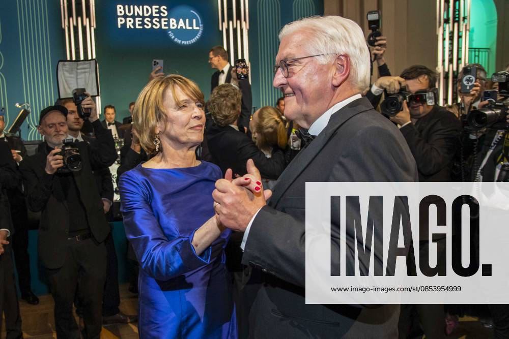ABB PRESS BALL German President Frank Walter Steinmeier dancing with his wife Elke Buedenbender blue evening dress at the 73rd Federal Press Ball at the Hotel Adlon Kempinski on April 17, 2026 in Berlin