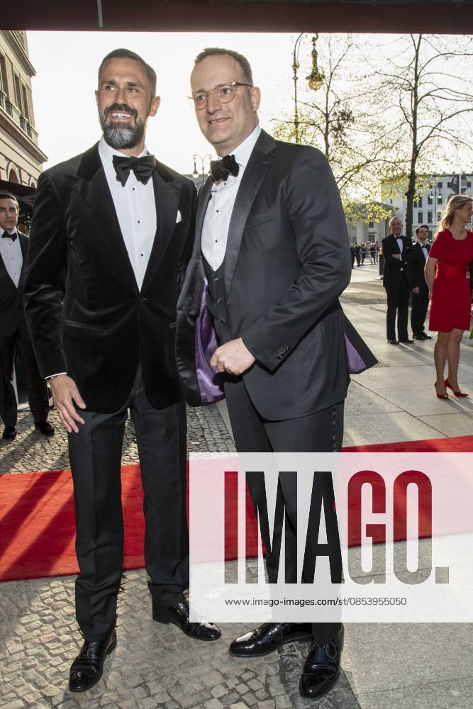 ABB PRESS BALL Daniel Funke and Jens Spahn with husband as guests at the 73 Federal Press Ball at the Hotel Adlon Kempinski on 17 04 2026 in Berlin