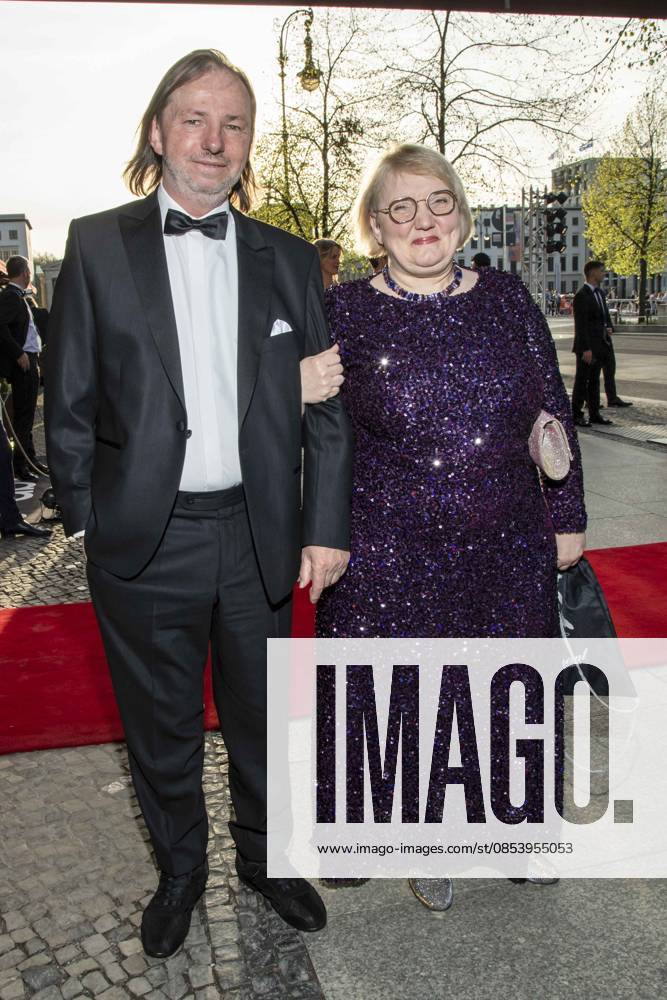 ABB PRESS BALL Katja Mast, First Parliamentary Secretary of the SPD parliamentary group in the Bundestag with her husband as guests at the 73rd Federal Press Ball at the Hotel Adlon Kempinski on 17 April 2026 in Berlin