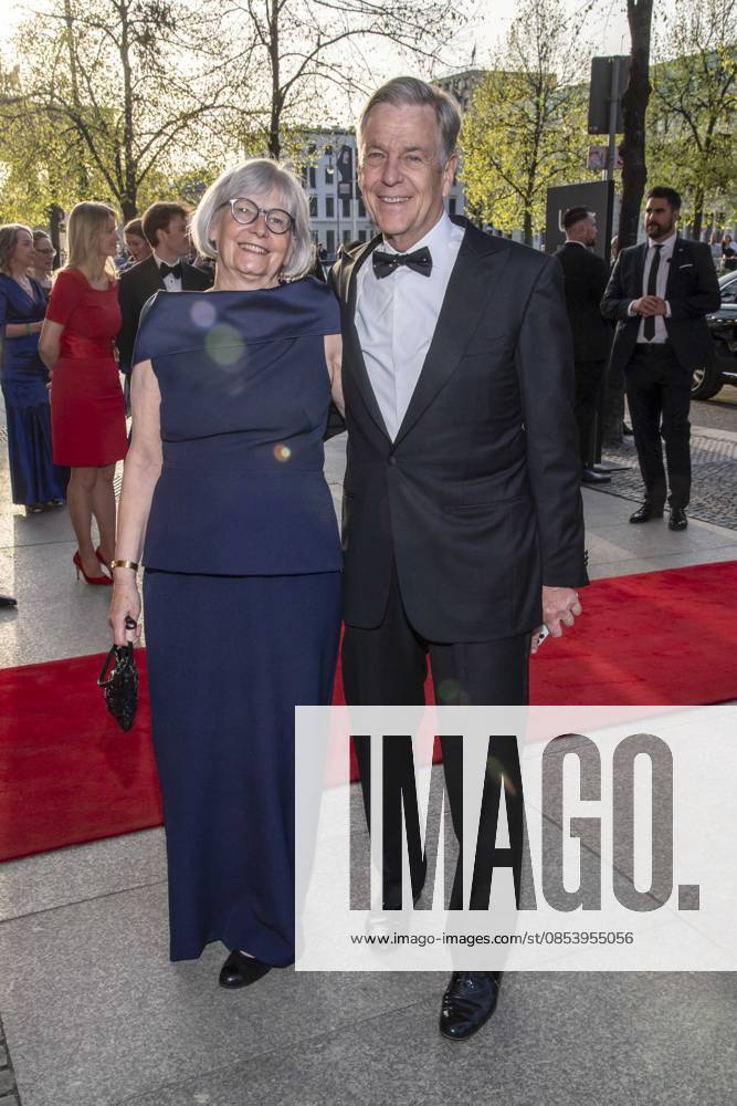 ABB PRESS BALL Renate Grziwok and Claus Kleber as guests at the 73rd Federal Press Ball at the Hotel Adlon Kempinski on 17 04 2026 in Berlin