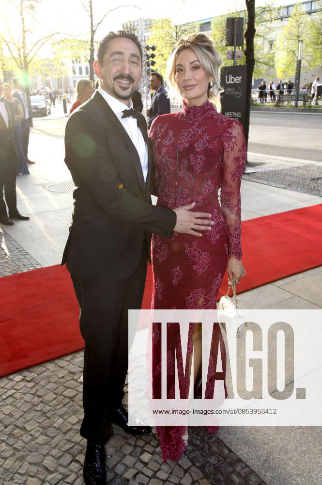 Eko Fresh with wife Sarah Bora at the 73 Federal Press Ball 2026 at the Hotel Adlon Kempinski Berlin, 17 04 2026 Foto:xAgenturxWehnertx xGränzdörferx xFuturexImagex bundespresseball_6480