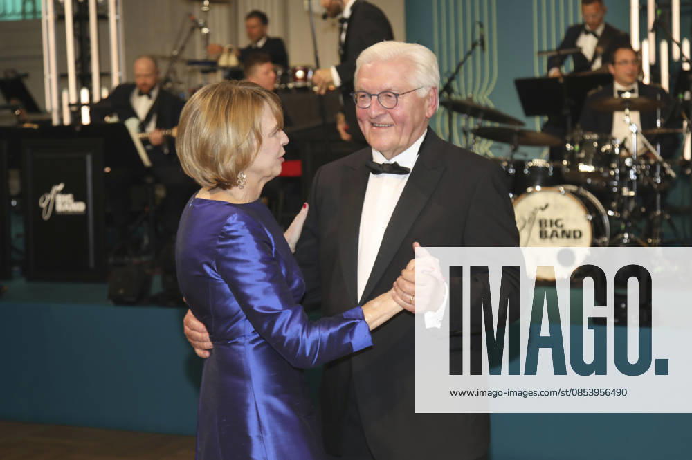Frank Walter Steinmeier with his wife Elke Büdenbender at the 73 Federal Press Ball 2026 at the Hotel Adlon Kempinski Berlin, 17 04 2026 Foto:xAgenturxWehnertx xGränzdörferx xFuturexImagex bundespresseball_6535