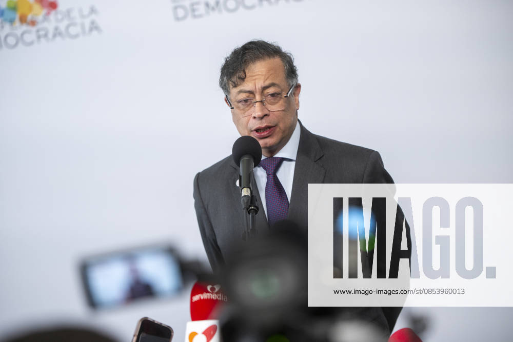 4th Meeting in Defense of Democracy in Barcelona BARCELONA, SPAIN - APRIL 18: Colombian President Gustavo Petro makes a speech during the 4th Meeting in Defense of Democracy held at Fira Barcelona Gran Via in L’Hospitalet de Llobregat, in Barcelona, Spain on April 18, 2026. Lorena Sopena Lopez Anadolu Barcelona Spain. Editorial use only. Please get in touch for any other usage.