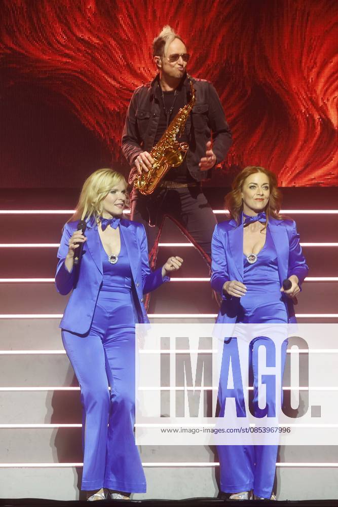 Abbamania the show, concert at the Uber Arena in Berlin, tribute show, 50 years of Dancing Queen, Berlin Germany, Germany