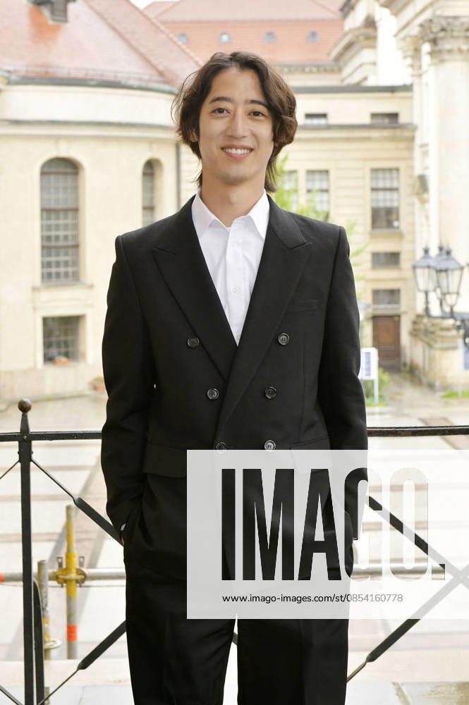 Hayato Sumino at the photo session for the Classic Open Air 2026 at Gendarmenmarkt Berlin, 20 04 2026 Foto:xM.xBehrensx xFuturexImagex classic_6413