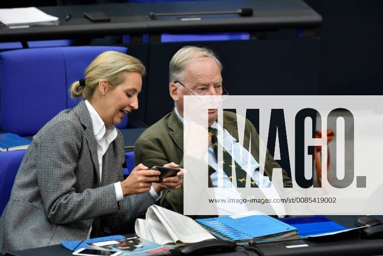 Germany Berlin 12 09 2018 Alice Weidel r AfD and Alexander Gauland converse during the 48th session of the Bundestag