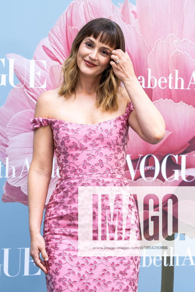 American actress LEIGHTON MEESTER, best known for her role in the hit series Gossip Girl, attends the Vogue event with the famous skincare brand Elizabeth Arden in Madrid, Spain. Madrid SPAIN - ZUMAc270 20260421_zip_c270_004
