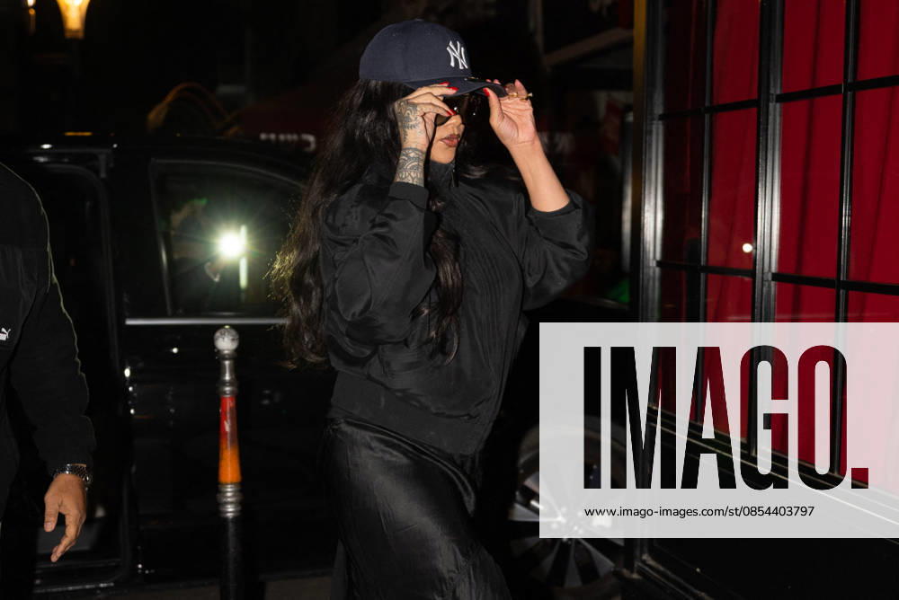 Exclusive Rihanna arrives at the César restaurant in Paris, on April 21, 2026 Exclusive Rihanna arrives at the César restaurant in Paris, on April 21, 2026 Paris France