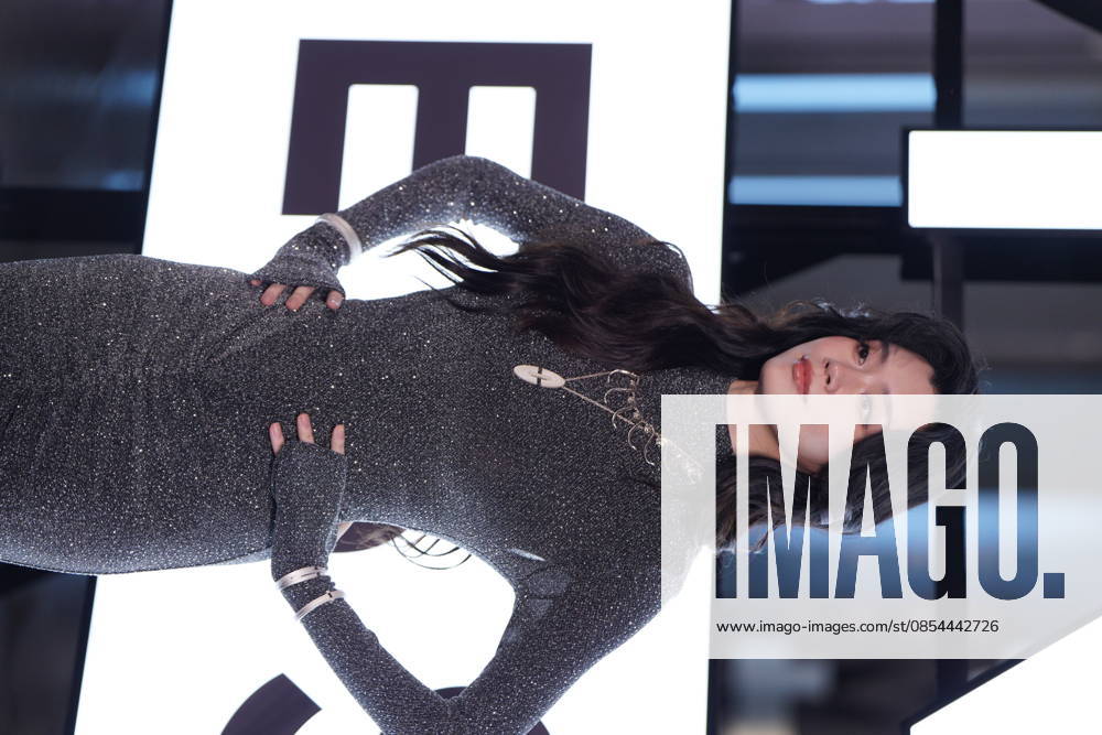 Model Ming Xi Mengyao attends L Orà al PRO show on April 22, 2026 in Shanghai, China.