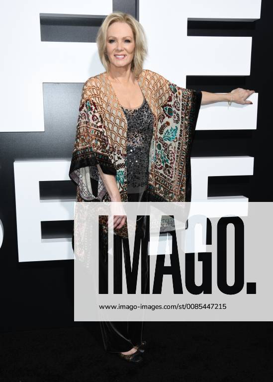 Hollywood, California - Jean Smart. Amazon Studios Life Itself Los Angeles Premiere held at the Arclight Hollywood. Photo Credit: Birdie Thompson AdMedia 230066 2018-09-13 CA Hollywood Etats-Unis