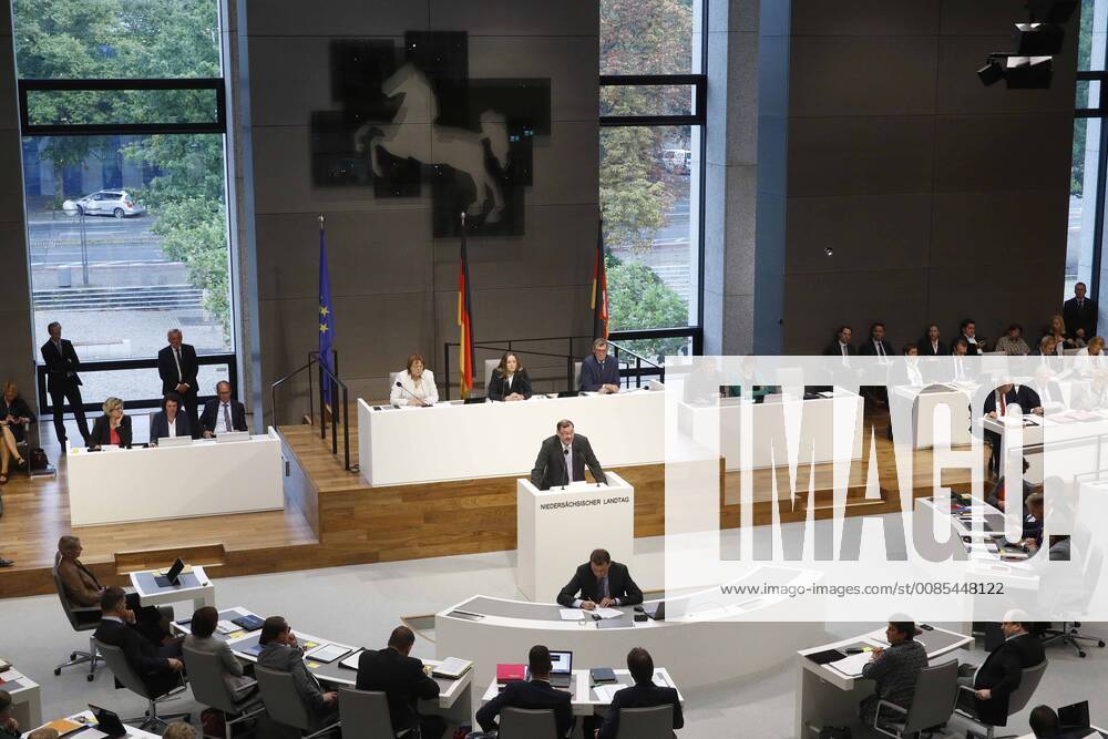 Niedersächsisches Landtag Hannover Meeting of the Lower Saxony Parliament in the Plenary Hall in the picture Klaus Wichmann AFD Group in his speech on the subject of Chemnitz Final battle for democracy Niedersächsisches Landtag
