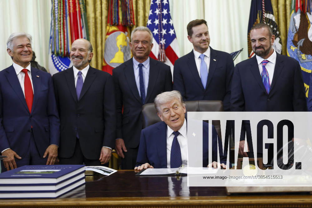 US President Donald Trump speaks during a Health Care Affordability event US President Donald Trump delivers remarks during a Health Care Affordability event in the Oval Office at the White House. Washington, DC, USA, 23 April 2026. WASHINGTON DISTRICT OF COLUMBIA United States