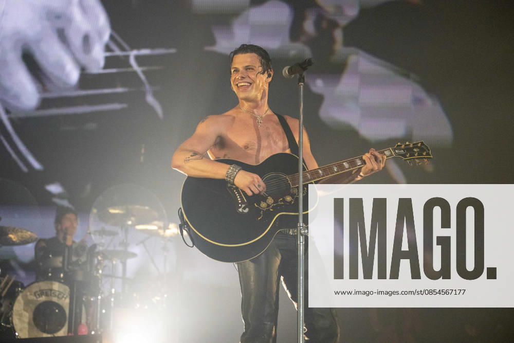 YUNGBLUD performs at Birmingham Utilita Arena 23rd April 202 YUNGBLUD performs live at Birmingham Utilita Arena on 23rd April 2026, delivering a high-energy set to a packed crowd. Known for his explosive stage presence and connection with fans, the artist brought raw emotion and intensity to the arena as part of his latest live show. Photography by Hannah Meadows for, Credit:HANNAHMEADOWSPHOTOGRAPHY Avalon