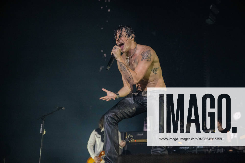 YUNGBLUD performs at Birmingham Utilita Arena 23rd April 202 YUNGBLUD performs live at Birmingham Utilita Arena on 23rd April 2026, delivering a high-energy set to a packed crowd. Known for his explosive stage presence and connection with fans, the artist brought raw emotion and intensity to the arena as part of his latest live show. Photography by Hannah Meadows for, Credit:HANNAHMEADOWSPHOTOGRAPHY Avalon