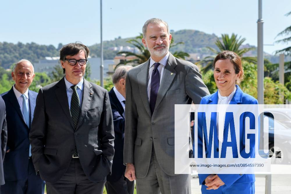 The King inaugurates the CaixaResearch Institute in Barcelona King Felipe VI c , the Minister of Health, Mónica García, and the President of the Generalitat, Salvador Illa i , during the inauguration of the CaixaResearch Institute, 24 April 2026, in Barcelona, Catalonia Spain The CaixaResearch Institute is the first Spanish research center specialized in immunology, focused on the study of the immune system and how it is related to the most prevalent diseases - such as neurological, oncological or infectious diseases - also taking into account the impact of environmental factors 24 APRIL 2026 Barcelona Barcelona Barcelona Spain