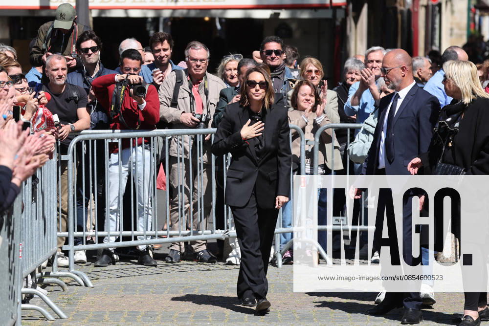 Laura Smet Exiting the funeral of Nathalie Baye at the Saint Sulpice church in Paris on April 23, 2026 Dominique Jacovides Coadic Guirec Bestimage Exiting the funeral of Nathalie Baye at the Saint Sulpice church in Paris on April 23, 2026 Paris France