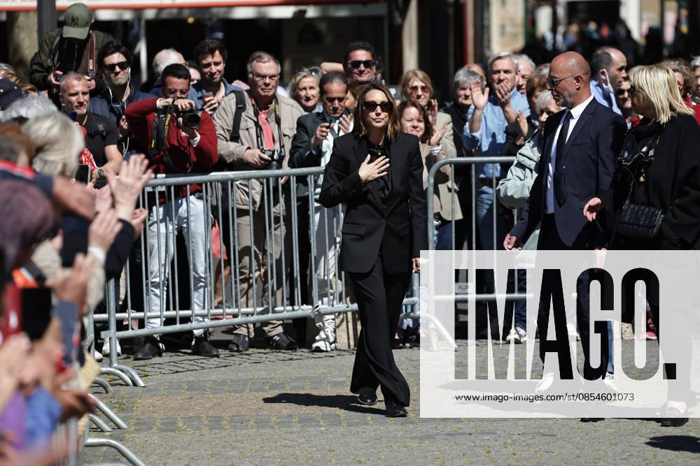Funeral of the French actress Nathalie Baye PHOTOPQR LE PARISIEN LP Fred Dugit Paris 24 04 2026 Culture Paris Ve , le 24 04 2026 Obsèques de lactrice française Nathalie Baye à léglise parisienne de Saint Sulpice Laura Smet, fille de Nathalie Baye LP Fred Dugit 24 April 2026, Paris 5th arrondissement , France Funeral of the French actress Nathalie Baye at the Church of Saint Sulpice in Paris Local Caption LP Fred Dugit Paris 75 France