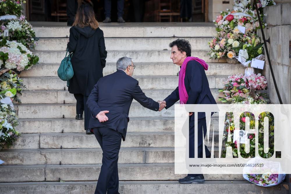 Paris, France le 24 avril 2026 - Obseques de l actrice Nathalie Baye en l Eglise St Sulpice - Funeral of actress Nathalie Baye in St Sulpice Church - Ici Jack Lang