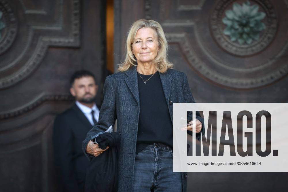 Paris, France le 24 avril 2026 - Obseques de l actrice Nathalie Baye en l Eglise St Sulpice - Funeral of actress Nathalie Baye in St Sulpice Church - Ici Claire Chazal