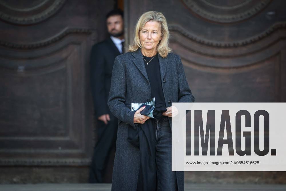 Paris, France le 24 avril 2026 - Obseques de l actrice Nathalie Baye en l Eglise St Sulpice - Funeral of actress Nathalie Baye in St Sulpice Church - Ici Claire Chazal