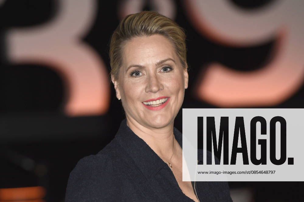 Judith Rakers at the recording of the RB talk show 3nach9 at Radio Bremen Studio Bremen, 24 04 2026 Foto:xC.xNiehausx xFuturexImagex 3nach9_6404