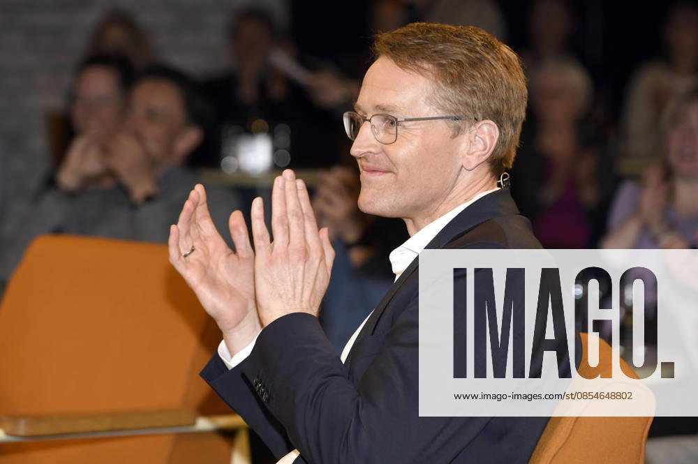 Daniel Günther at the recording of the RB talk show 3nach9 at Radio Bremen Studio Bremen, 24 04 2026 Foto:xC.xNiehausx xFuturexImagex 3nach9_6407
