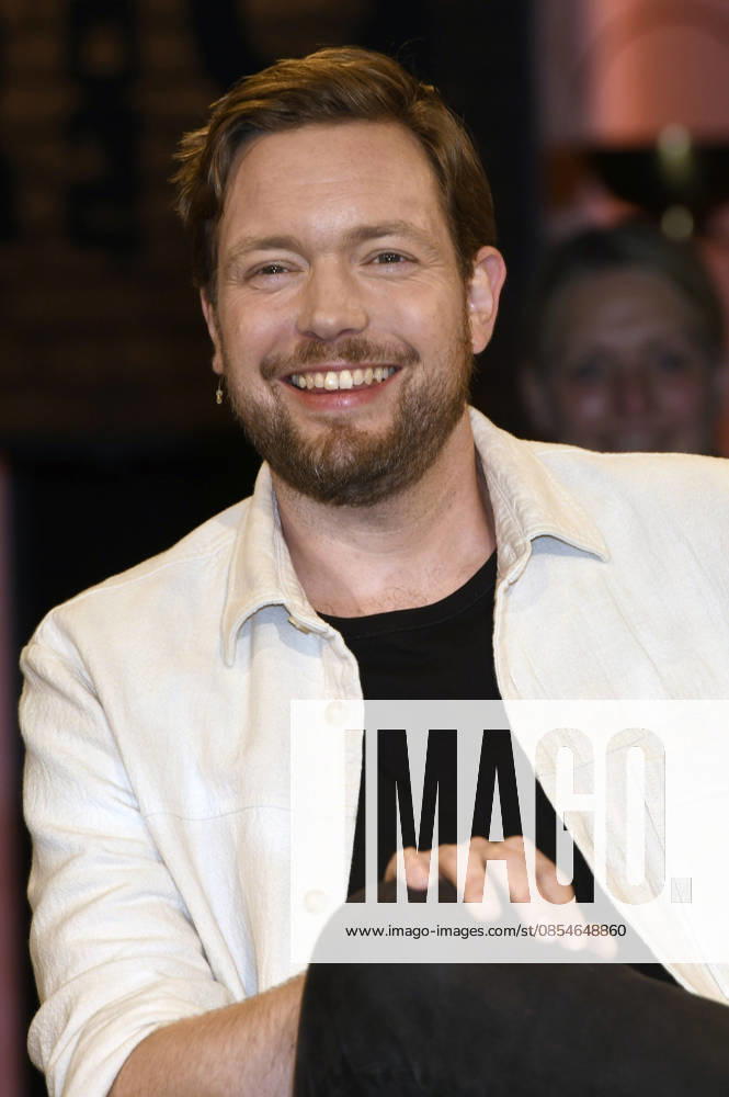 Bastian Bielendorfer at the recording of the RB talk show 3nach9 at Radio Bremen Studio Bremen, 24 04 2026 Foto:xC.xNiehausx xFuturexImagex 3nach9_6415