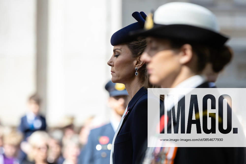 HRH Princess of Wales attends Anzac Day Commemorations at the Cenotaph, London, UK 25 April 2026 Her Royal Highness Princess of Wales lays a wreath at the Cenotaph, London, UK, on 25 April 2026, on behalf of His Majesty The King during the Anzac Day commemorative service. Anzac Day has been observed in London since King George V attended the first service at Westminster Abbey in 1916 to mark the anniversary of the landings at Gallipoli, and has since become an important moment to commemorate all Australians and New Zealanders who have lost their lives in conflict., Credit:Pete Speller Avalon UK, London