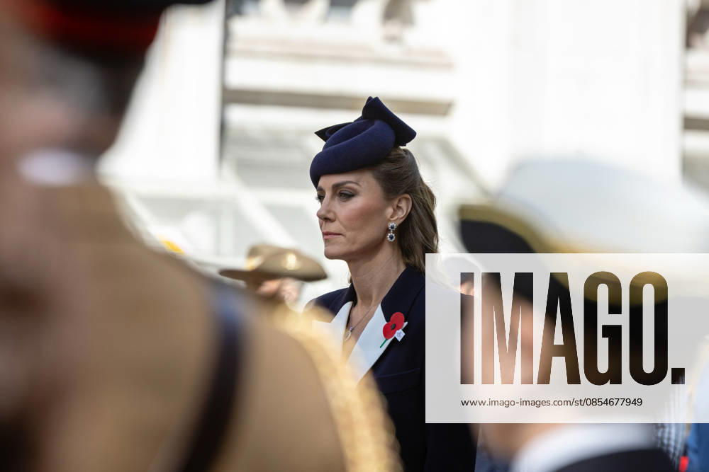 HRH Princess of Wales attends Anzac Day Commemorations at the Cenotaph, London, UK 25 April 2026 Her Royal Highness Princess of Wales lays a wreath at the Cenotaph, London, UK, on 25 April 2026, on behalf of His Majesty The King during the Anzac Day commemorative service. Anzac Day has been observed in London since King George V attended the first service at Westminster Abbey in 1916 to mark the anniversary of the landings at Gallipoli, and has since become an important moment to commemorate all Australians and New Zealanders who have lost their lives in conflict., Credit:Pete Speller Avalon UK, London