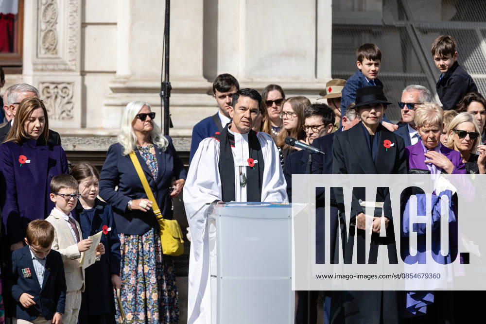 HRH Princess of Wales attends Anzac Day Commemorations at the Cenotaph, London, UK 25 April 2026 Reverend Dr Lyndon Blake leads the service at the Cenotaph, London, UK, on 25 April 2026, for the Anzac Day commemoration. Anzac Day has been observed in London since King George V attended the first service at Westminster Abbey in 1916 to mark the anniversary of the landings at Gallipoli, and has since become an important moment to commemorate all Australians and New Zealanders who have lost their lives in conflict., Credit:Pete Speller Avalon