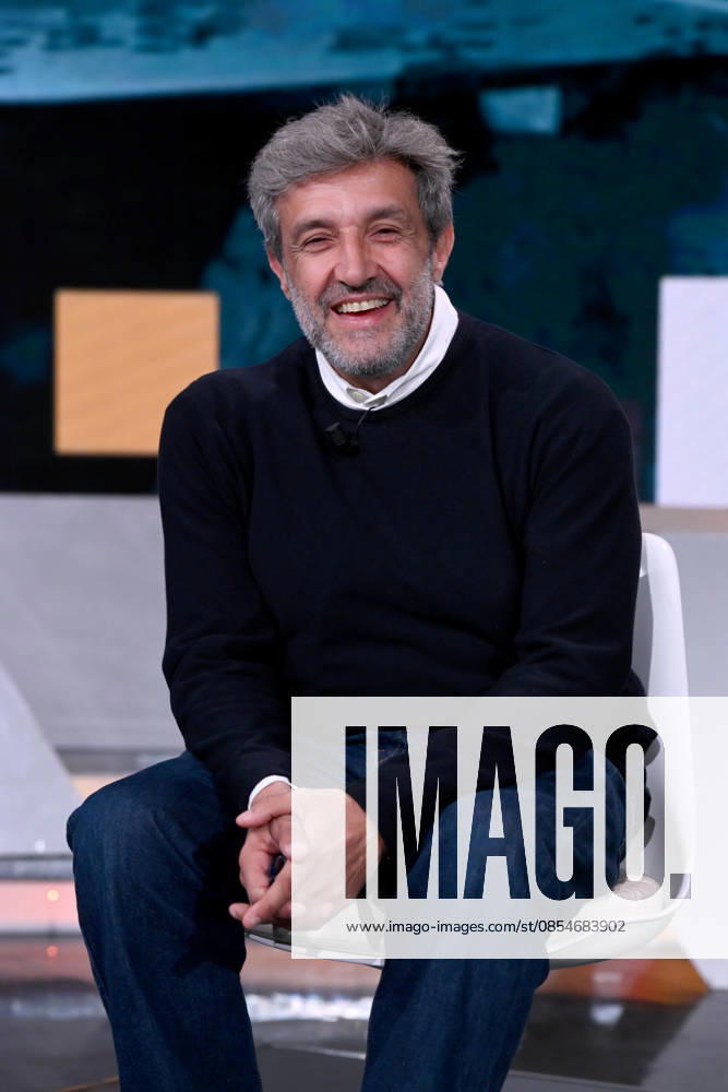 Milan, TV show Tv Talk , Rai3, - Flavio Insinna