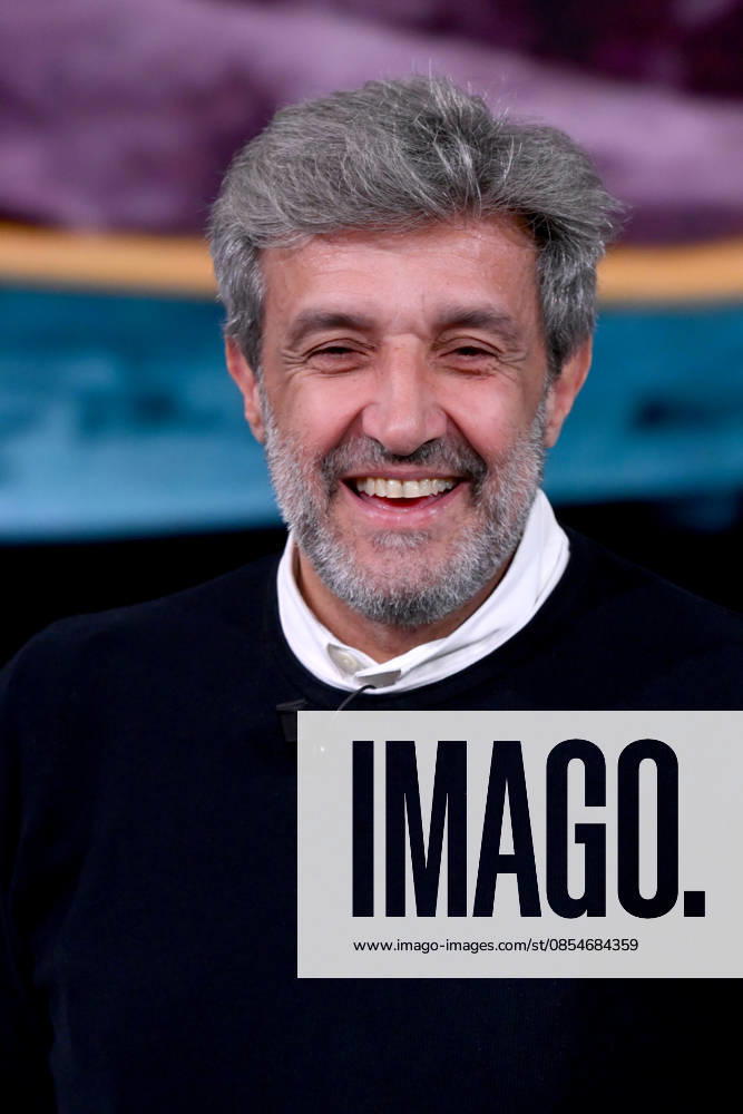 Milan, TV show Tv Talk , Rai3, - Flavio Insinna