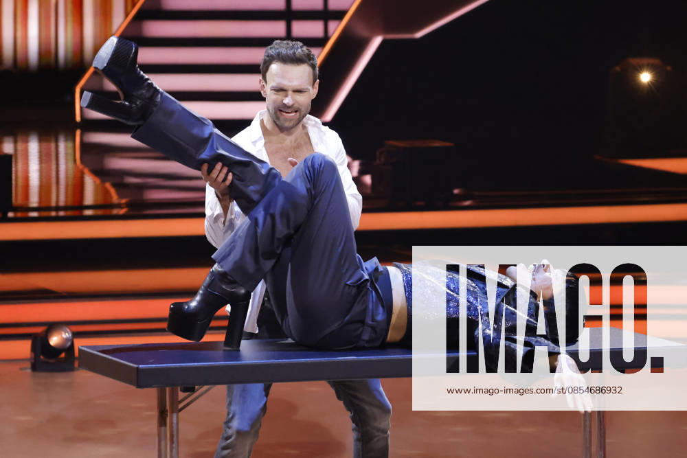 Dancer Vadim Garbuzov reclining with juror Jorge Gonzalez at the seventh dance show of the 19th season of the RTL dance show Lets Dance at the Coloneum Cologne, 24 04 2026 NRW Germany