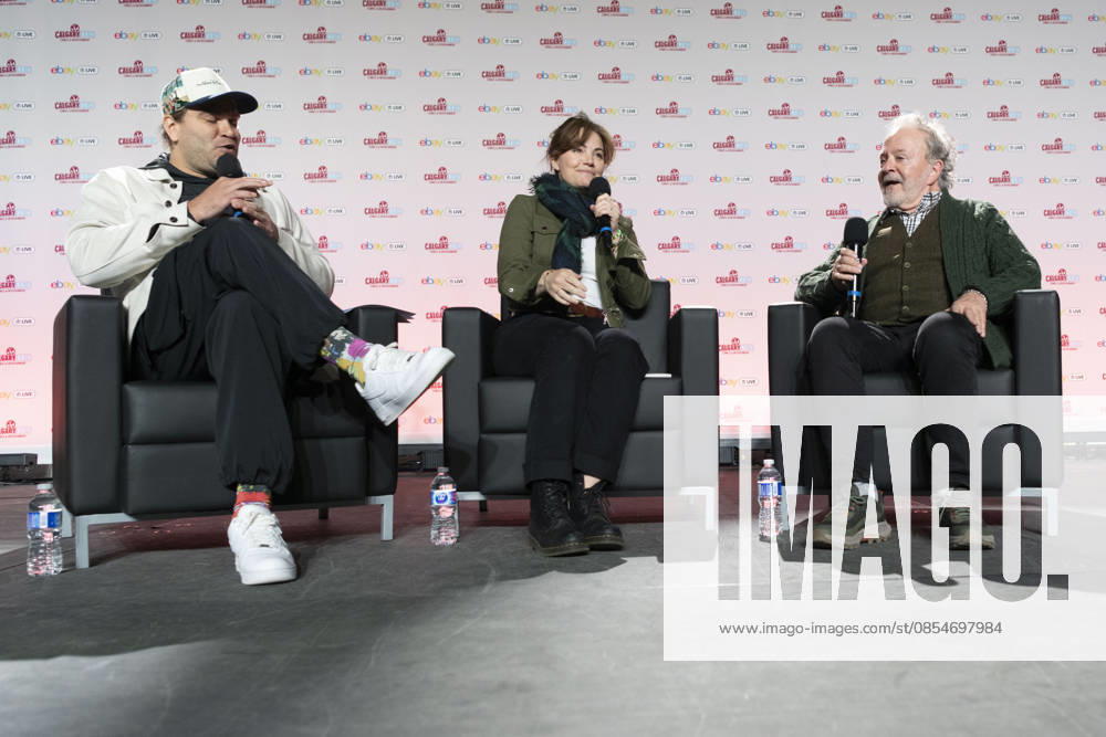 Jim Cummings and Erica Durance are seen meeting during a panel appearance at Calgary Expo at the BMO Centre in Calgary, Alberta, Canada, on April 25, 2026. Calgary CANADA - ZUMAr123 20260425_zap_r123_046