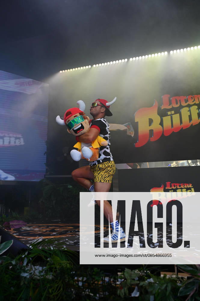 20260426 Mega Park Opening 2026 PALMA, SPAIN APRIL 26 2026 Lorenz Büffel at Mega Park Opening 2026 on April 26, 2026 in Palma, Palma Mallorca Spain