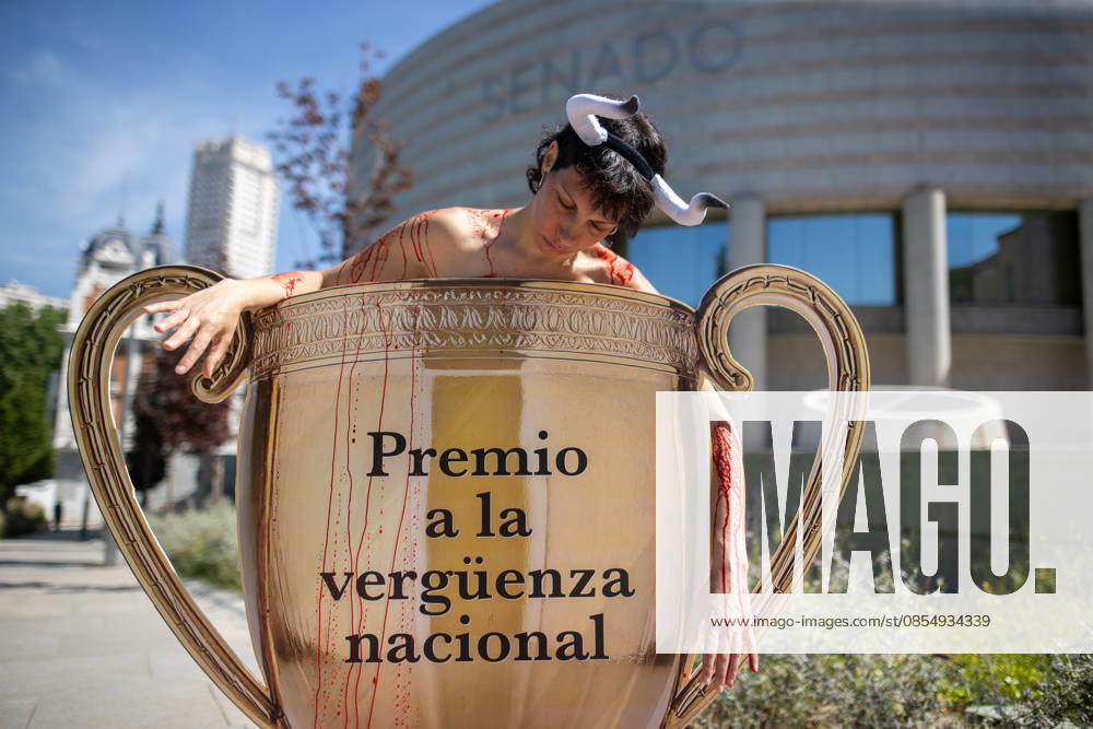 People for the Ethical Treatment of Animals, PETA UK activist seen during a performance at the main entrance of the Senate in Madrid while protesting the awarding of the National Bullfighting Prize to Curro Vazquez. Madrid Spain - ZUMAs197 20260427_aaa_s197_019