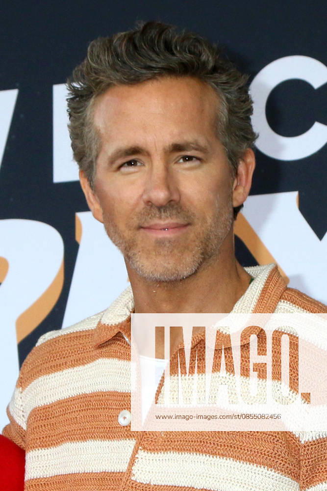 USA - FX s Welcome To Wrexham FYC Event - Burbank LOS ANGELES - APR 28: Rob McElhenney, Ryan Reynolds at the FX s Welcome To Wrexham FYC Event at Chloe s at Golden Road Brewing on April 28, 2026 in Burbank, CA Burbank CA USA