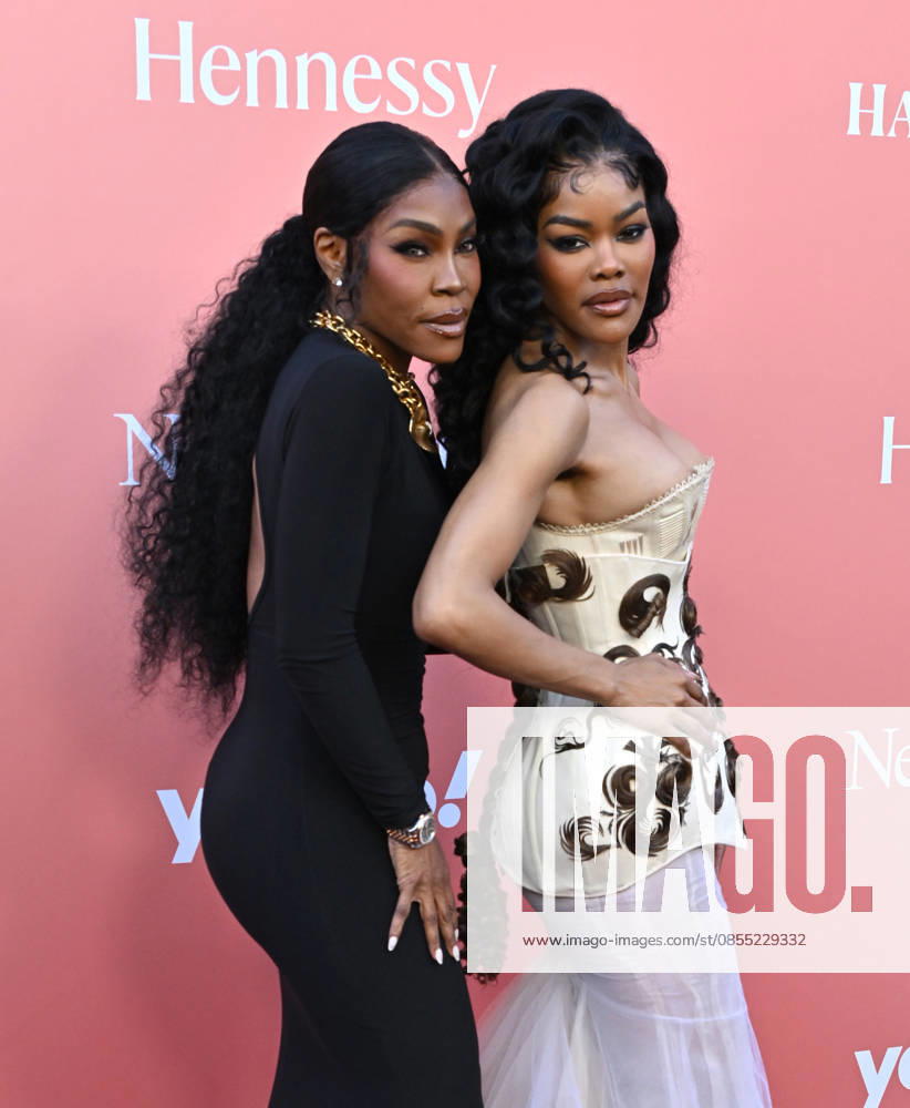 2026 Billboard Women in Music Event Teyana Taylor and Nikki Taylor arriving to the 2026 Billboard Women in Music event held at the Hollywood Palladium on April 29, 2026 in Hollywood, CA. Hollywood Hollywood Palladium California USA
