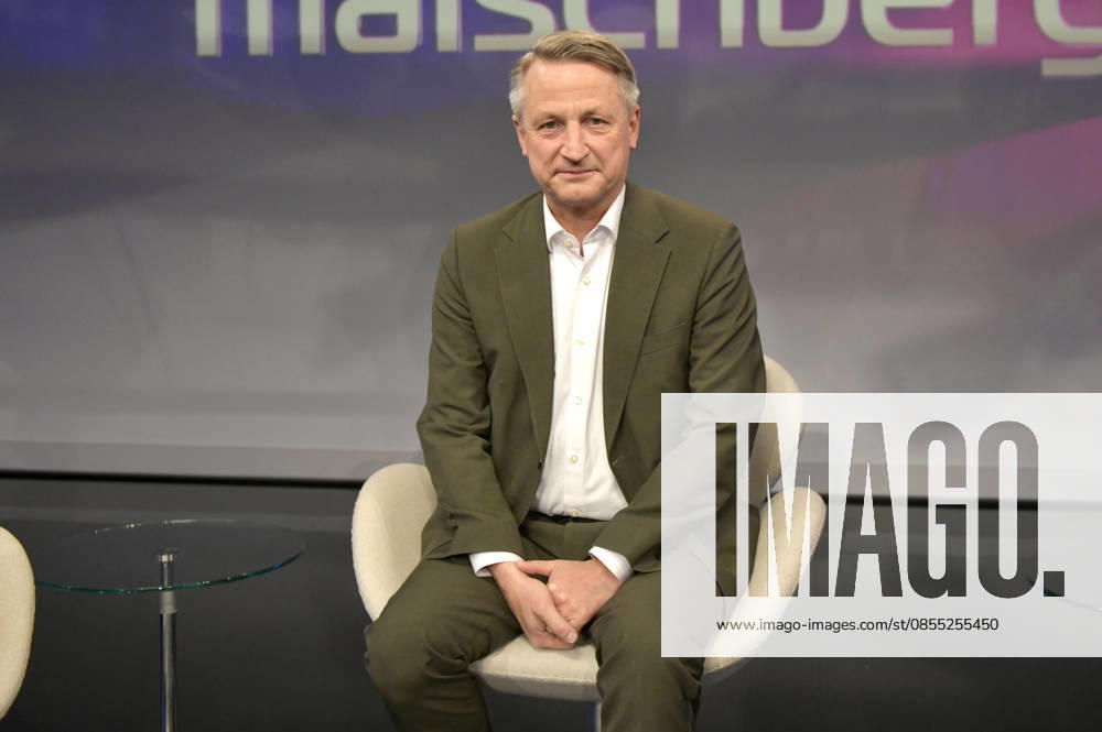 Nikolaus Blome on the ARD talk show maischberger in Studio Berlin Adlershof Berlin, 29 04 2026 Foto:xM.xBehrensx xFuturexImagex maischberger2904_6423