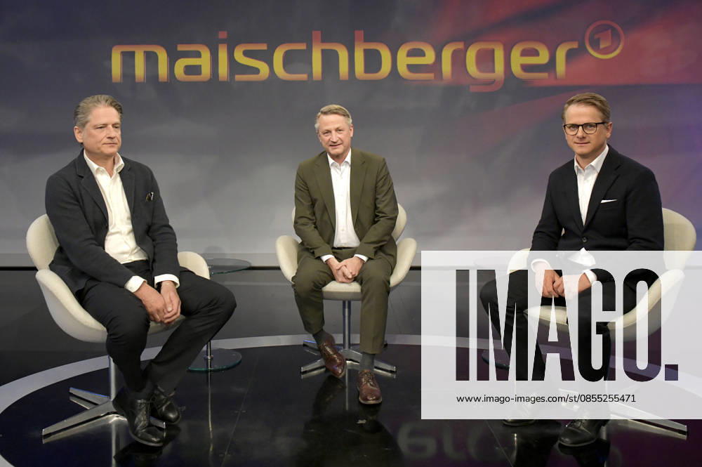 Jakob Augstein, Nikolaus Blome and Carsten Linnemann on the ARD talk show maischberger in Studio Berlin Adlershof Berlin, 29 04 2026 Foto:xM.xBehrensx xFuturexImagex maischberger2904_6434