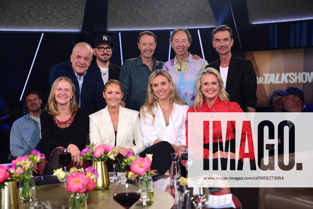 Cornelia Funke, Hubertus Meyer Burckhardt, Armin Morbach, Helene Fischer, Gerrit Braun, Angelique Kerber, Frederik Braun, Barbara Schoeneberger and Florian Silbereisen at the recording on 29 04 2026 of the NDR Talk Show in Hamburg NDR Talk Show on 1 05 2026 in Hamburg