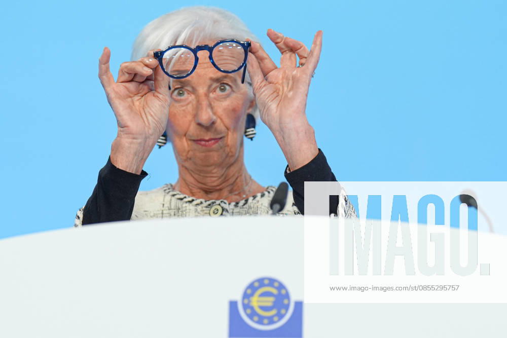 Press conference of the European Central Bank ECB on the interest rate decision ECB President Christine Lagarde once again checks the clarity and clean glasses of her glasses at the press conference on the interest rate decision of the European Central Bank ECB , Frankfurt am Main, 30 04 2026 Frankfurt am Main Hessen Germany