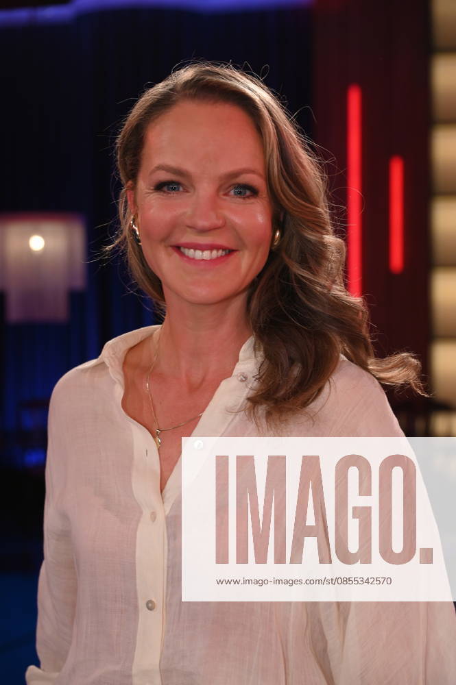 Interior designer and TV presenter Eva Brenner as a guest on the WDR talk show Kölner Treff