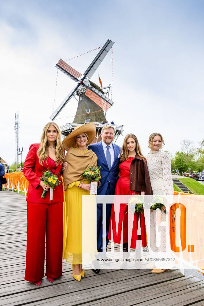 Dokkum, The Netherlands, 2026-04-27 13:09:24 DOKKUM, 27-04-2026 , Dokkum City Centre King Willem-Alexander, Queen Maxima with their daughters Princess Amalia, Princess Alexia and Princess Ariane during King s Day 2026 in Dokkum Photo: NLBeeld POOL Micha Schoemaker Credit: NL Beeld Patrick van Emst