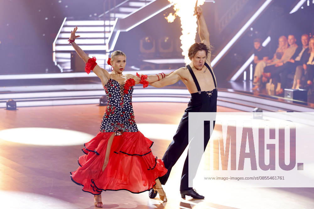 Singer Anna Carina Woitschack and dancer Evgeny Vinokurov at the eighth dance show of the 19th season of the RTL dance show Lets Dance at the Coloneum Cologne, 01 05 2026 NRW Germany