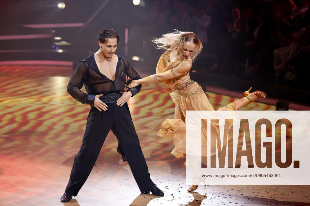 Singer Milano Milane Baybah and professional dancer Marta Arndt at the eighth dance show of the 19th season of the RTL dance show Lets Dance at the Coloneum Cologne, 01 05 2026 NRW Germany