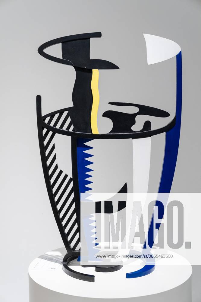 Glass II by Roy Lichtenstein on view during May Marquee Modern & Contemporary Auctions press preview at Sotheby s The Breuer in New York, NY on May 1, 2026. Bronx USA - ZUMAr339 20260501_znp_r339_011