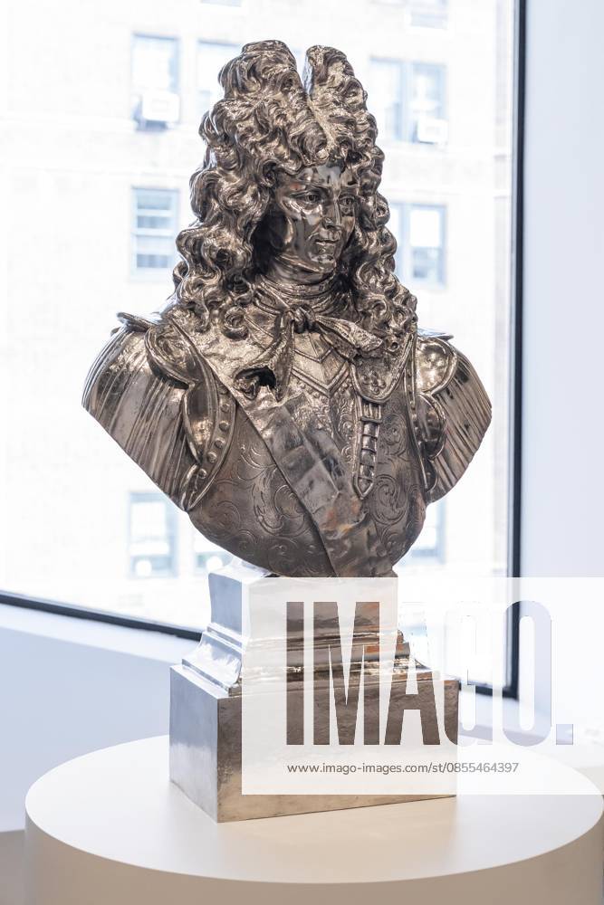 Louis XIV by Jeff Koons on view during May Marquee Modern & Contemporary Auctions press preview at Sotheby s The Breuer in New York, NY on May 1, 2026. Bronx USA - ZUMAr339 20260501_znp_r339_008
