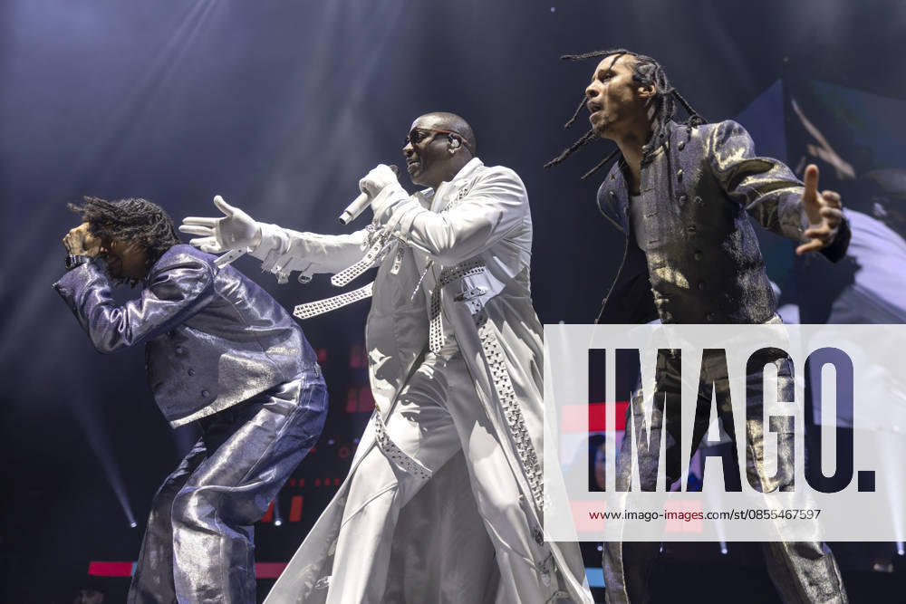 Akon performs at Co-Op Live Senegalese-American singer Akon performs at Co-Op Live, Manchester, England, 1st May 2026, Credit:Mike Gray Avalon